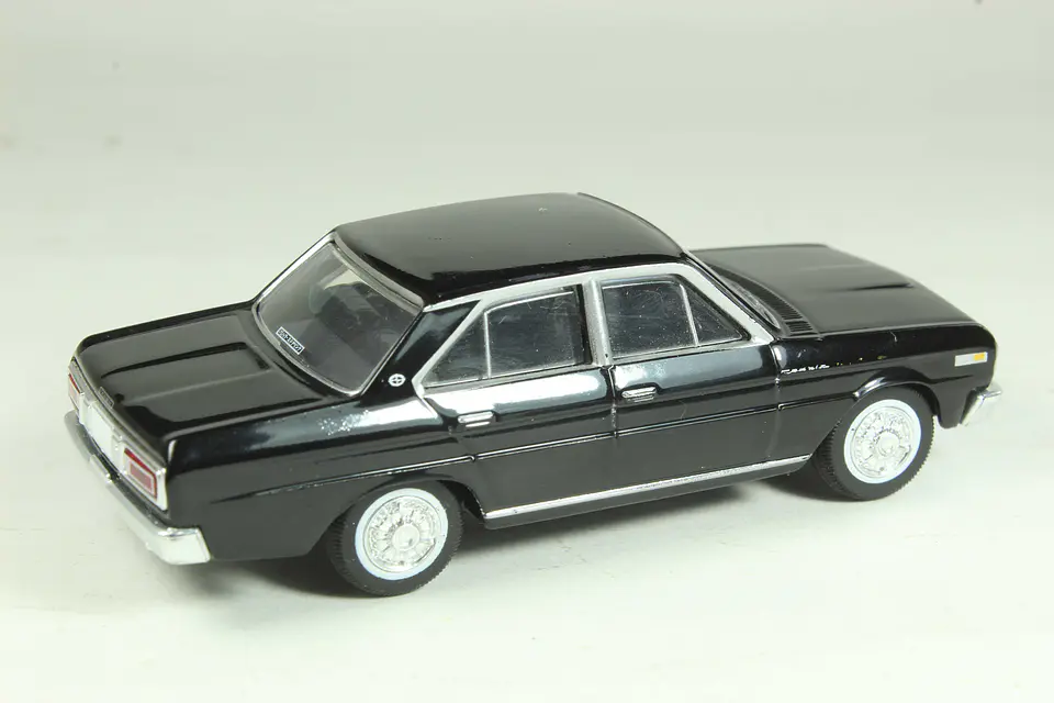Tomica Limited Vintage LV-37a Nissan Cedric Special 6 1/64 2