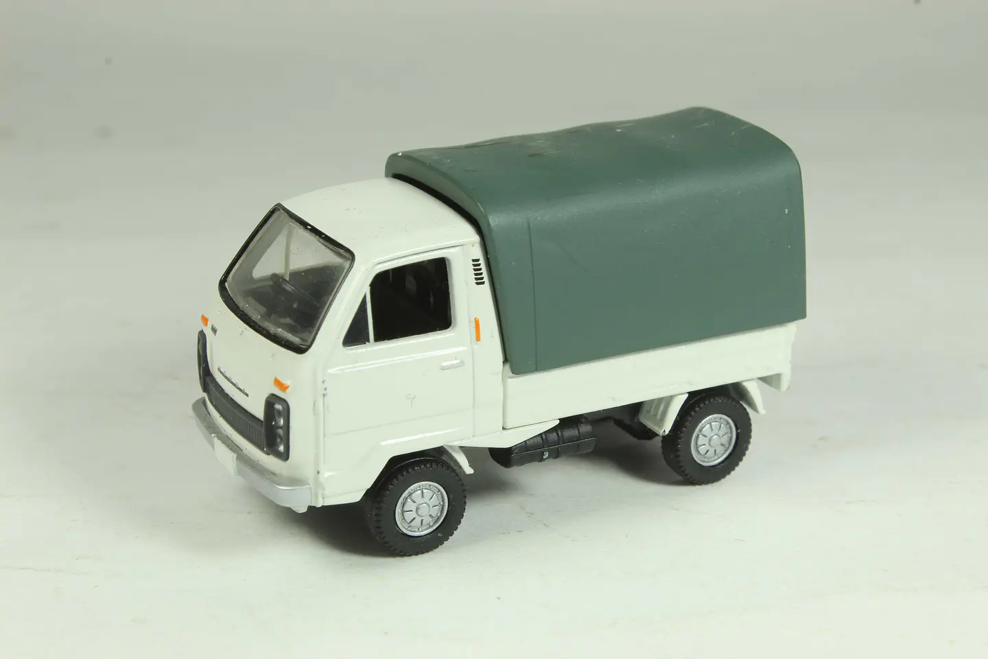 Tomica Limited Vintage LV-N15a Honda TN-V Standar 1/64 1