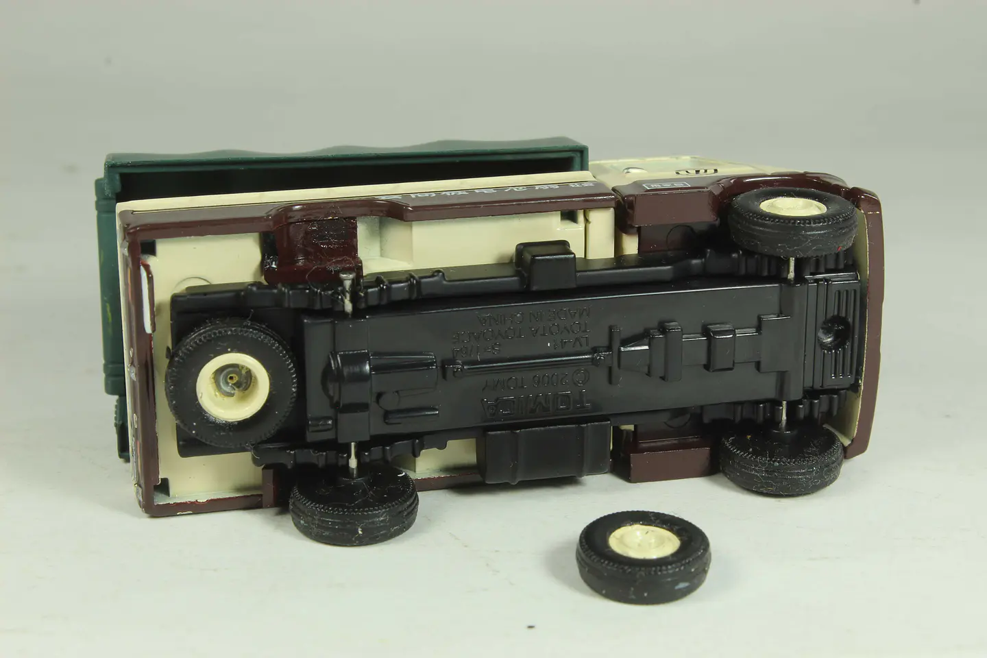 Tomica Limited Vintage LV-41c Toyota Toyoace 1/64 3