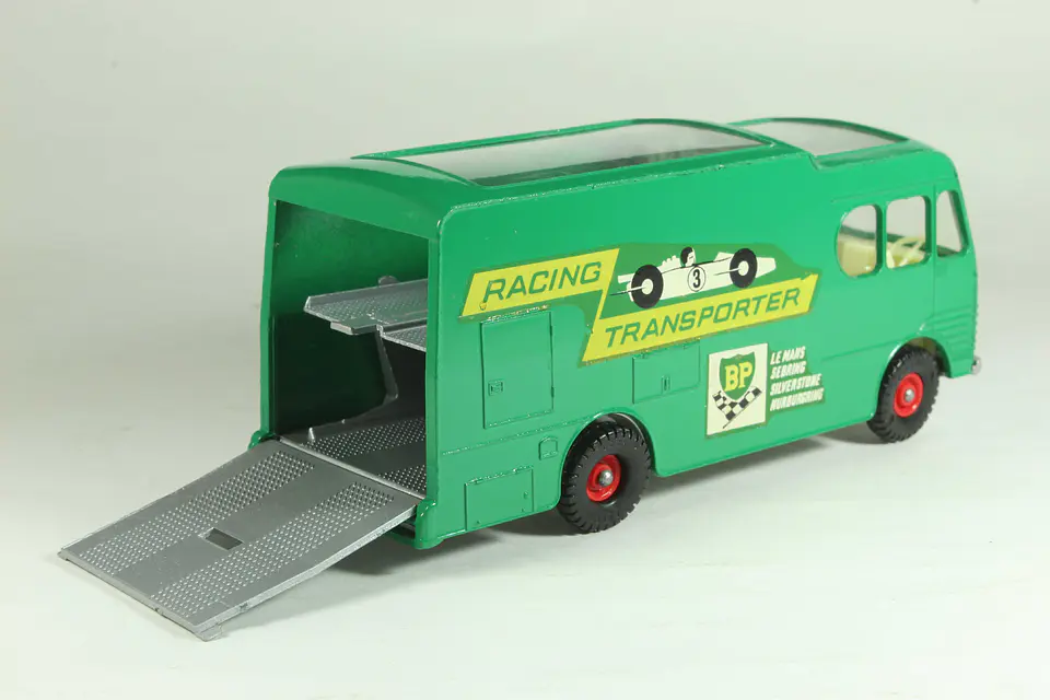 Matchbox King Size K-5 Racing Car Transporter England — foto 3 de 6