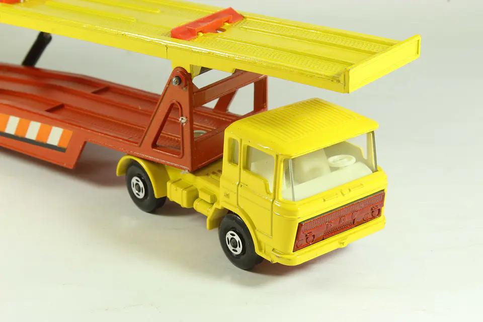 Matchbox Super Kings K-5 DAF Car Transporter England — foto 4 de 7