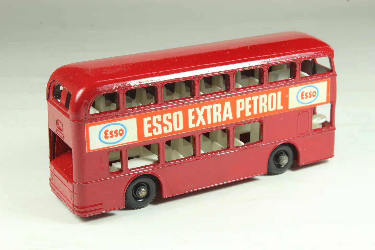 Matchbox Regular Wheels N°74 Daimler Bus England — foto 3 de 6