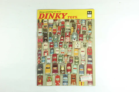 Catalgo Dinky Toys N°6 1970 England