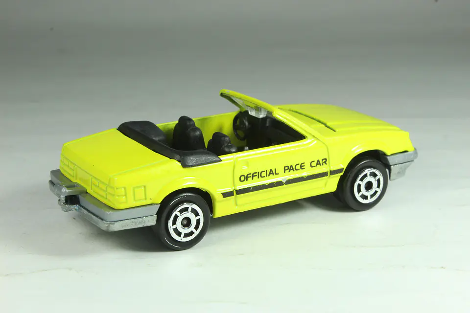 Majorette N° 227 Mustang Convertible France — foto 2 de 3