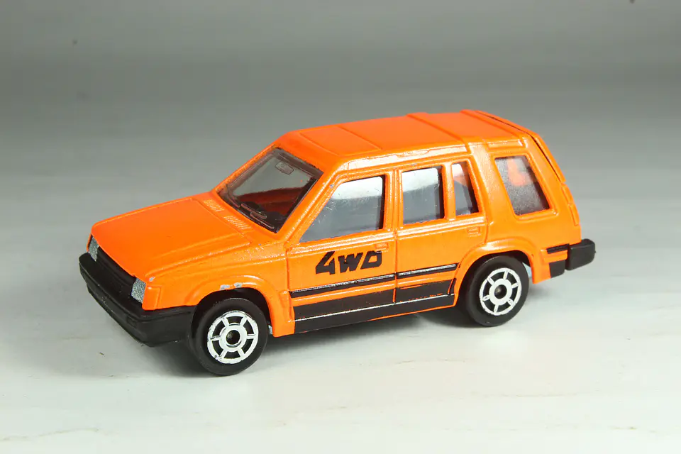 Majorette N° 273 Toyota 4WD France — foto 1 de 3