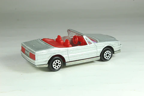 Majorette N° 255 Cadillac Allante Thailand