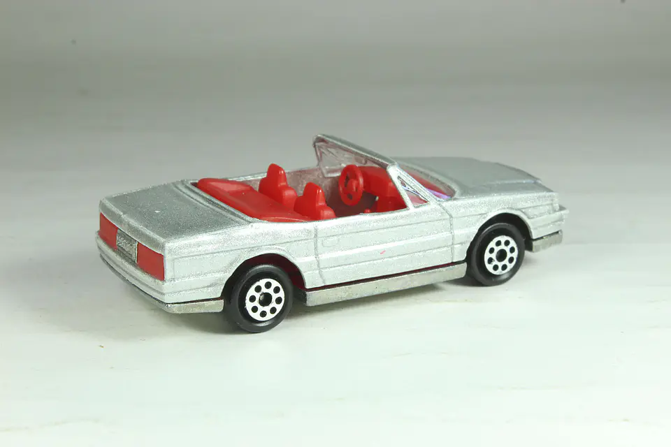 Majorette N° 255 Cadillac Allante Thailand — foto 2 de 3