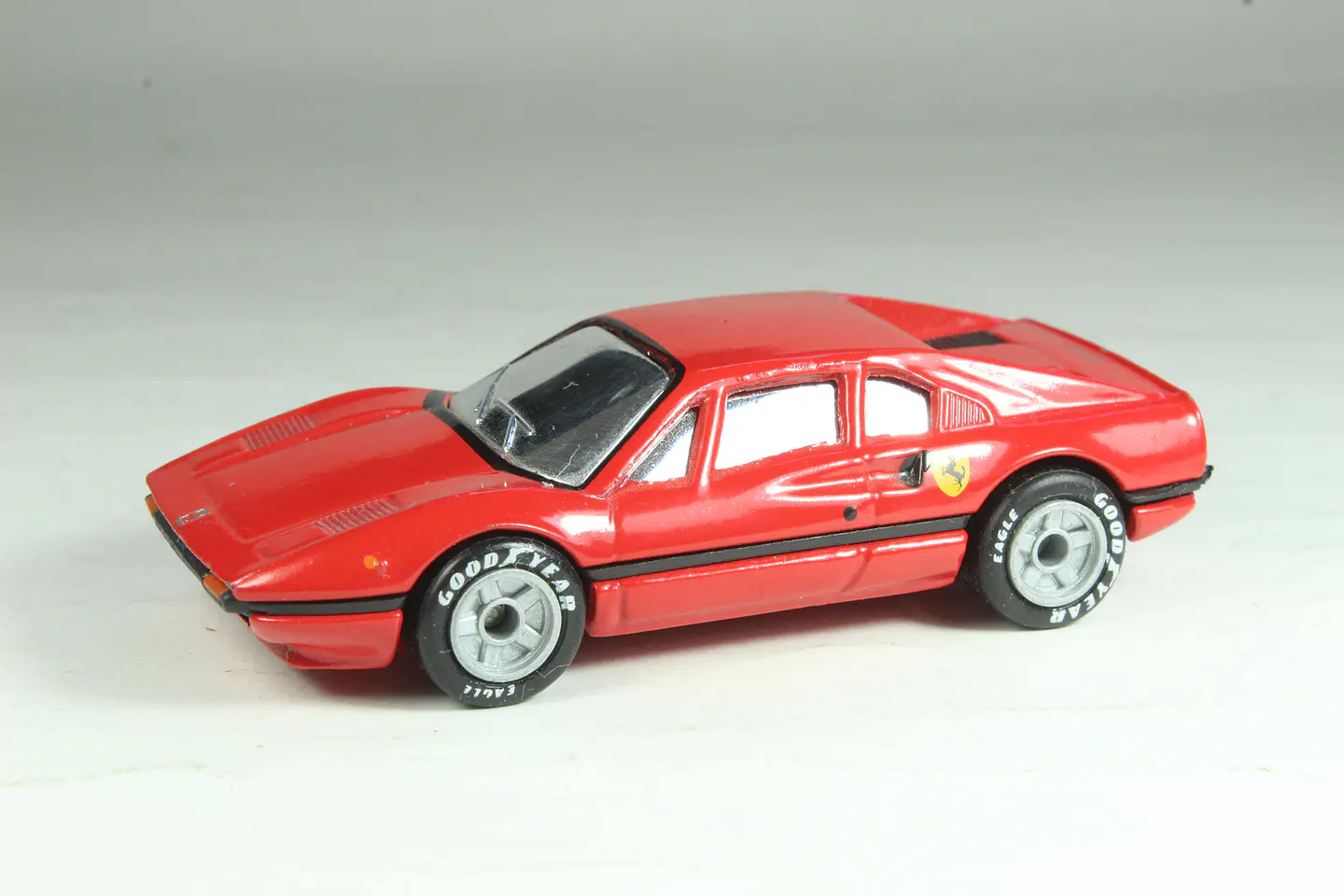 Matchbox Int WC-4 Ferrari 308 GTB Macau — foto 1 de 3