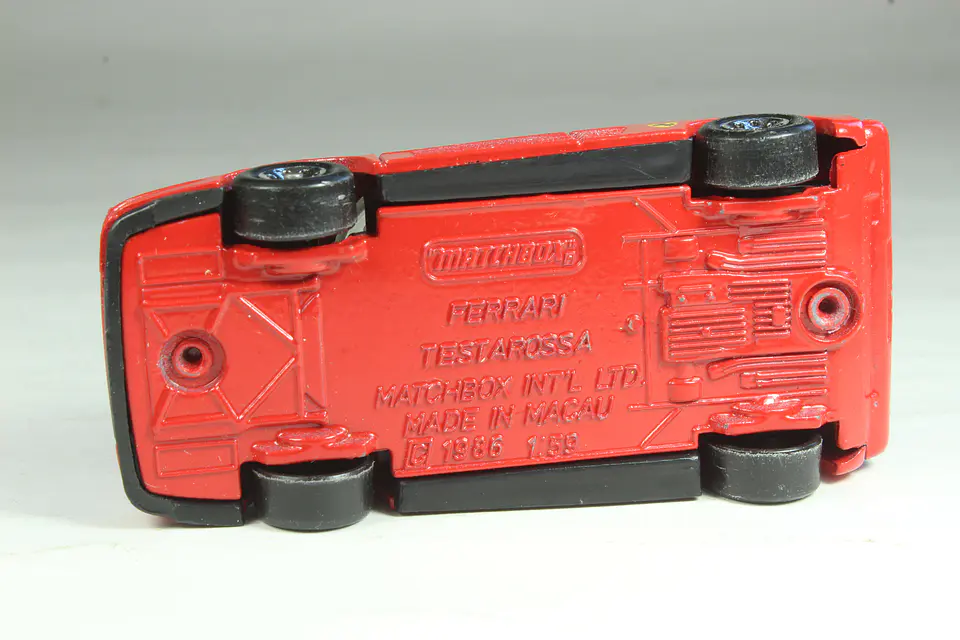 Matchbox Int MB75 Ferrari Testarossa Macau — foto 3 de 3
