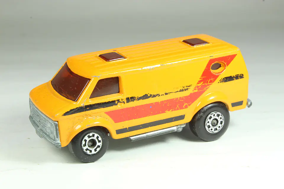 Matchbox Superfast N° 68 Chevy Van England — foto 1 de 3