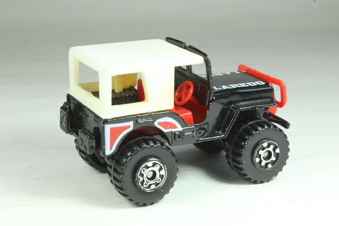 Matchbox Int MB20 4x4 Jeep with canopy Macau — foto 2 de 3
