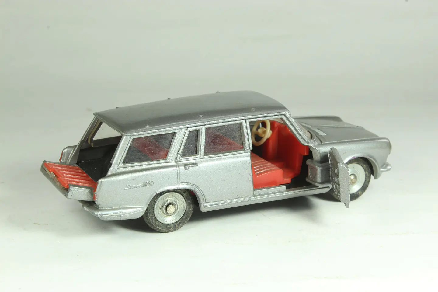 Dinky Toys ref. 507  Break Simca 1500 GLS France — foto 3 de 4