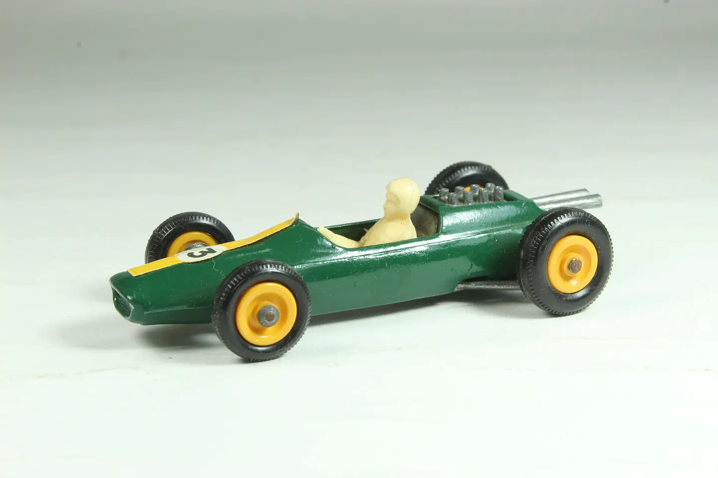 Matchbox Regular Wheels N° 19 Lotus Racing Car England — foto 1 de 3