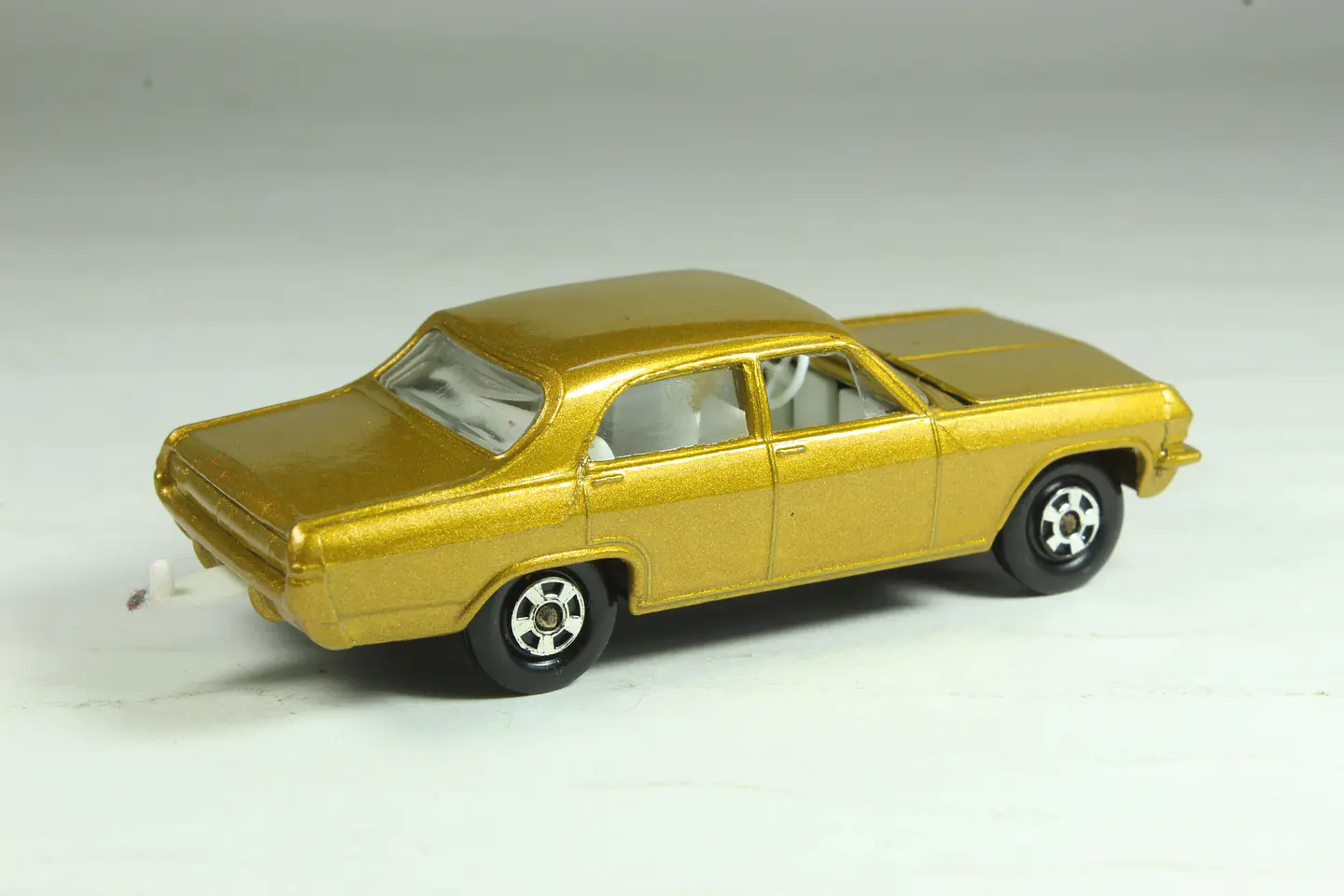 Matchbox Superfast N° 36 Opel Diplomat England — foto 2 de 3