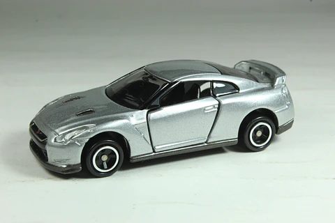 Tomica No. 94 Nissan GT-R