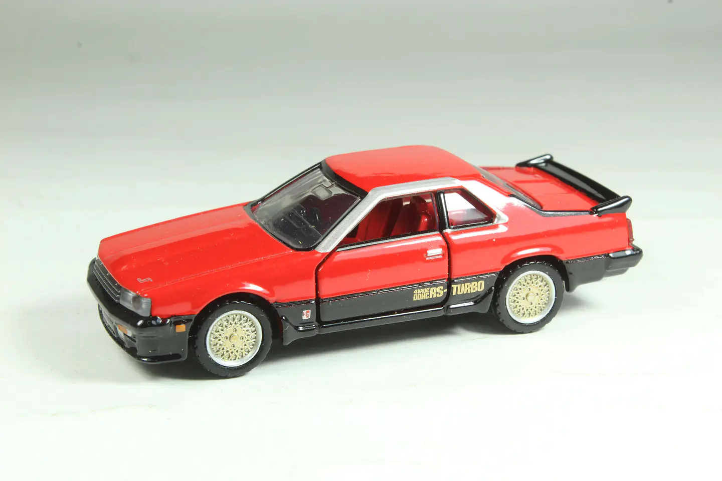 Tomica Premium No. 20 Nissan Skyline HT 2000 Turbo RS  — foto 2 de 3