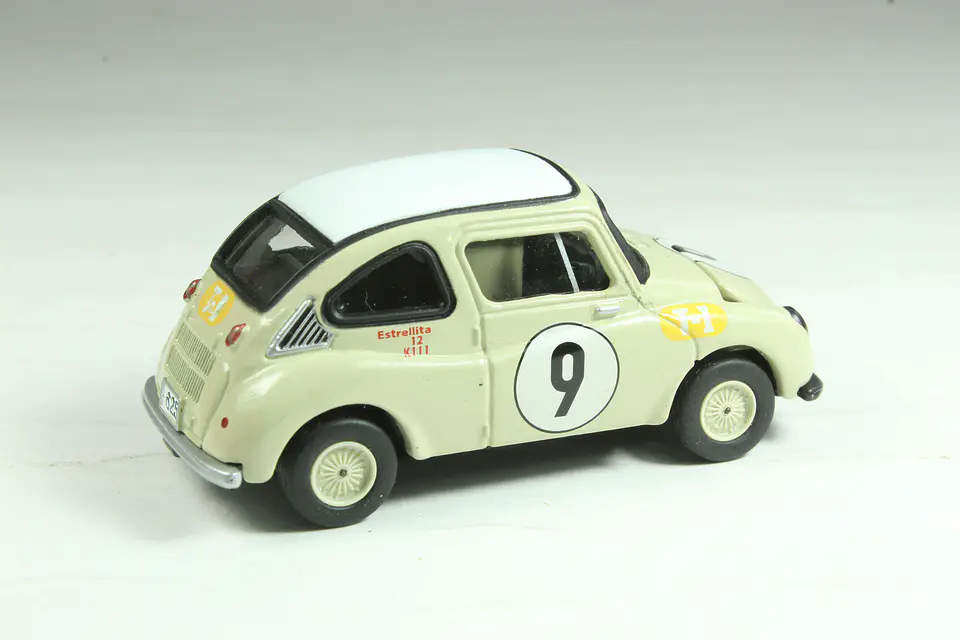 Tomica Limited No. 0041 Subaru 360 Nippon GP — foto 3 de 3