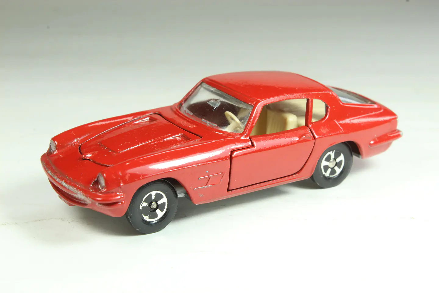 Lonestar Flyers Maserati Mistrale England — foto 1 de 3