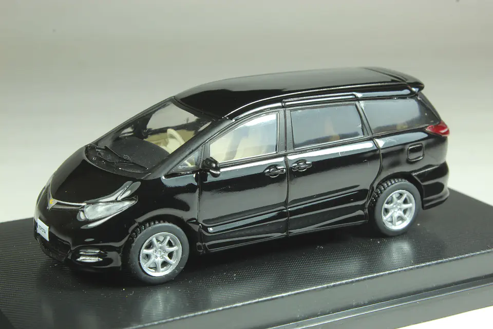 DeAgostini N° 53 Toyota Estima (ACR50W) 2006 — foto 1 de 3