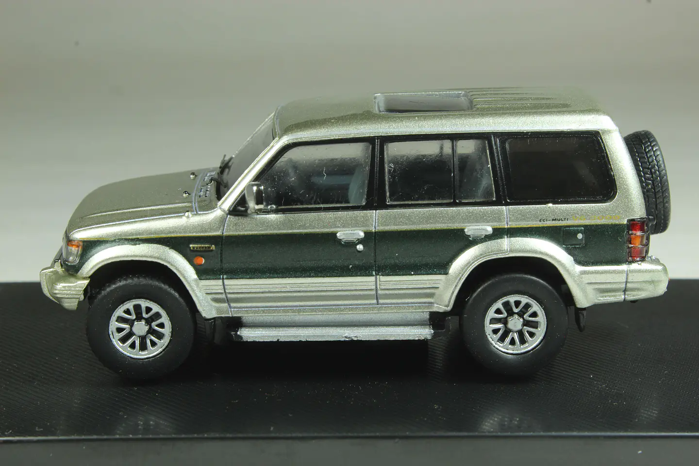 DeAgostini N° 89 Mitsubishi Pajero (VA3W) 1991 — foto 2 de 3
