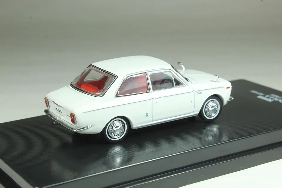 DeAgostini N° 49 Toyota Corolla (KE10D) 1966 — foto 3 de 3