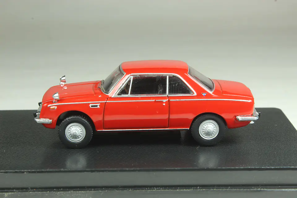 DeAgostini N° 51 Toyota 1600GT (RT55) 1967 — foto 2 de 3