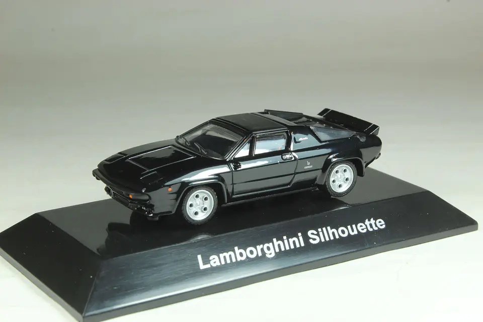 CM's Lamborghini Silhouette — foto 1 de 3