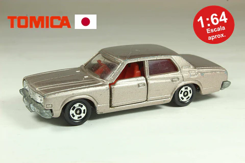 Tomica No. 32 Toyota Crown 2600 Royal Saloon Japan