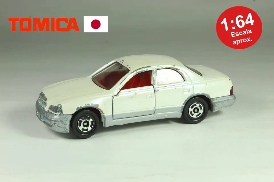 Tomica No. 55 Toyota Crown Majesta Japan — foto 1 de 3