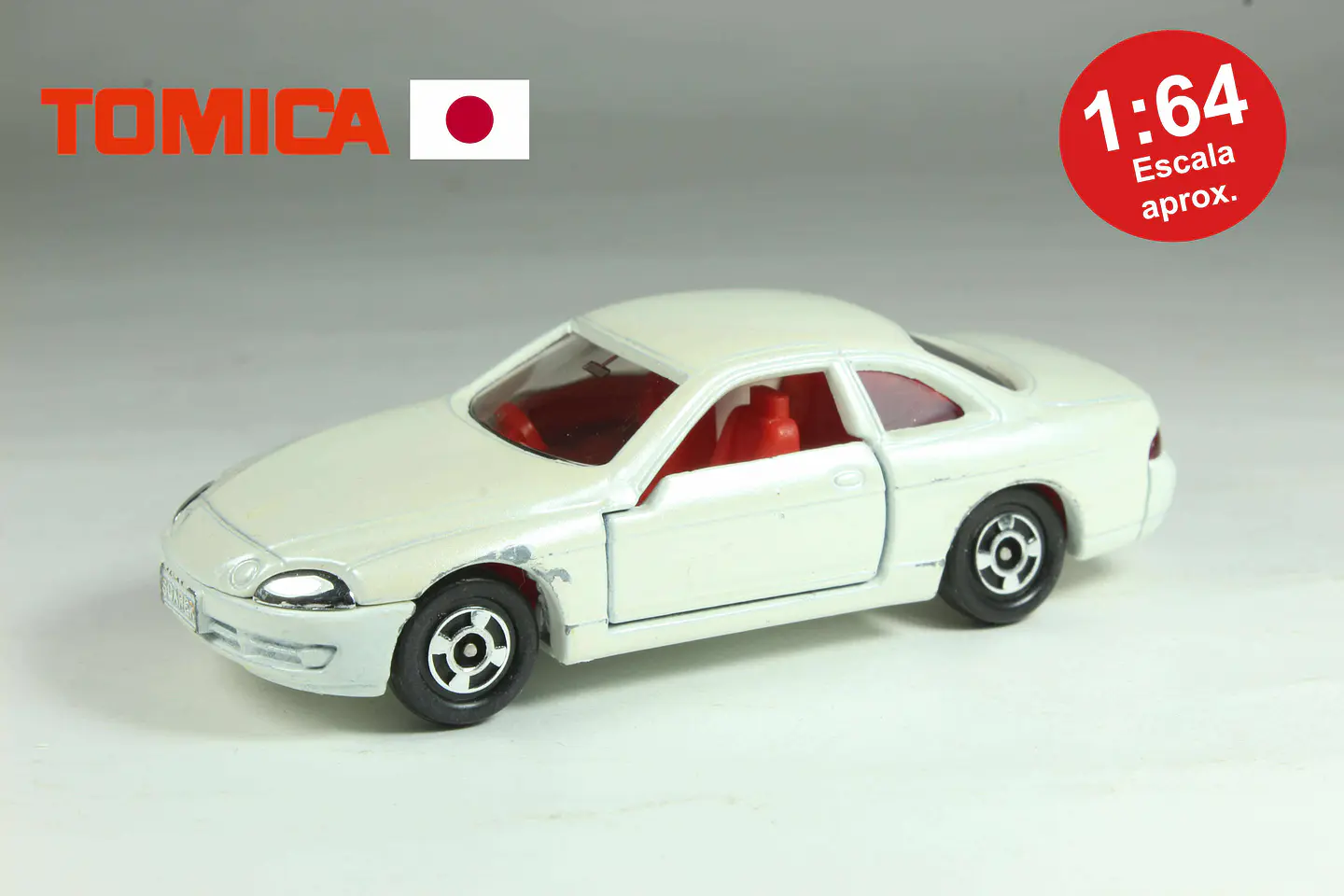 Tomica No. 5 Toyota Soarer Japan — foto 1 de 3