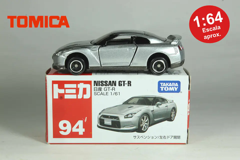 Tomica No. 94 Nissan GT-R — foto 1 de 3