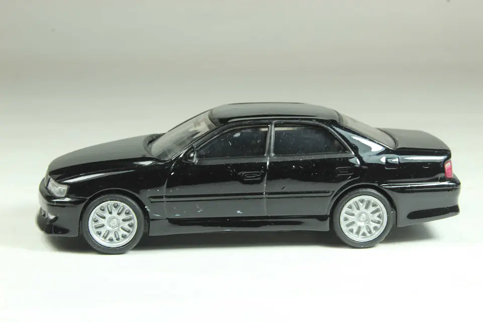 Aoshima Vertex JZX100 Toyota Chaser — foto 2 de 3