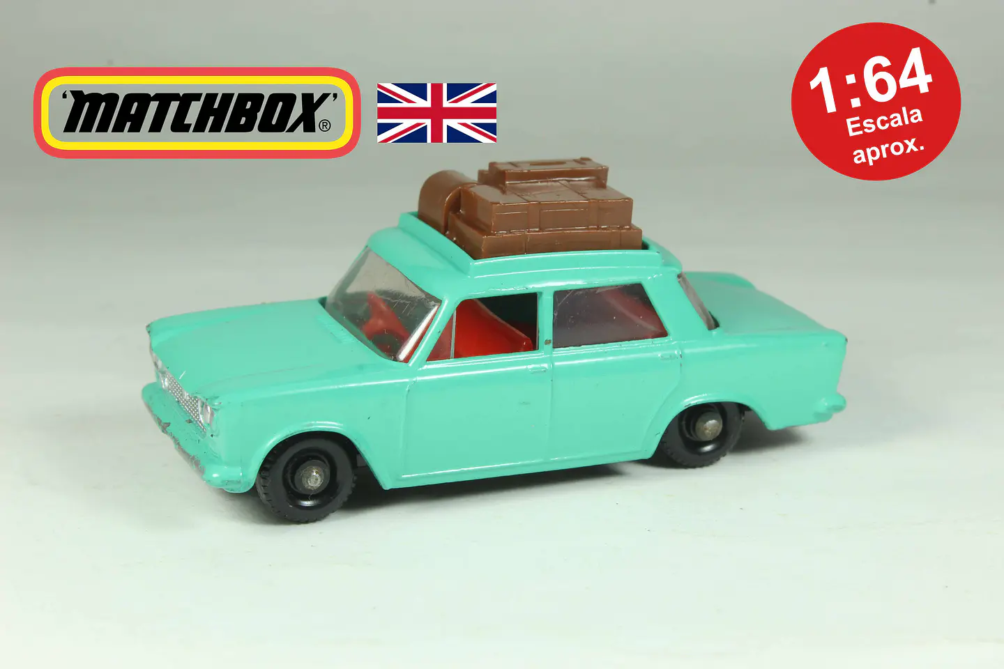 Matchbox Regular Wheels N° 56 Fiat 1500 England — foto 1 de 4