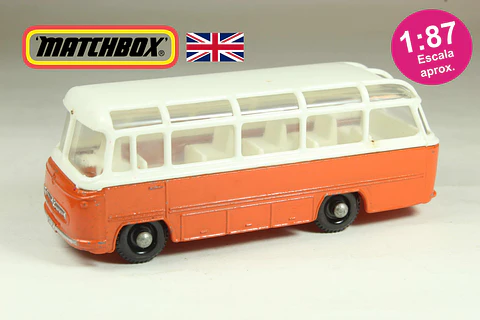 Matchbox Regular Wheels N° 68 Mercedes Coach England