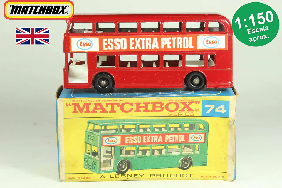 Matchbox Regular Wheels N°74 Daimler Bus England — foto 1 de 6