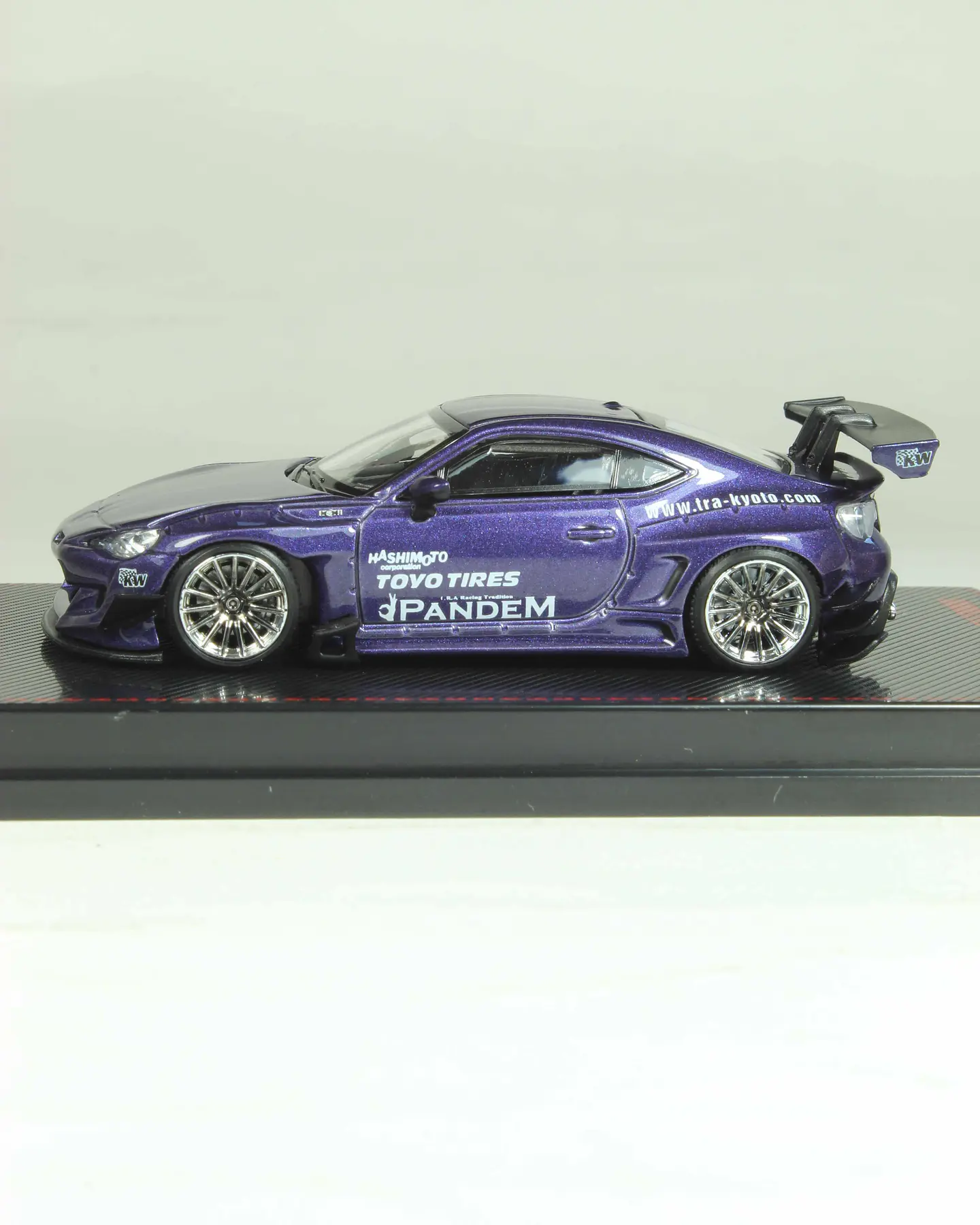 Ignition Model Toyota 86 V3 Pandem — foto 2 de 4