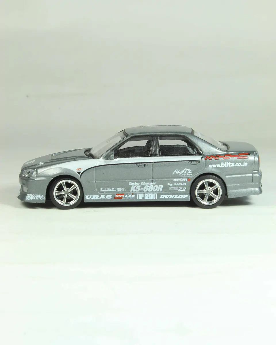 Hot Works Nissan Skyline (R34) Blitz — foto 2 de 4