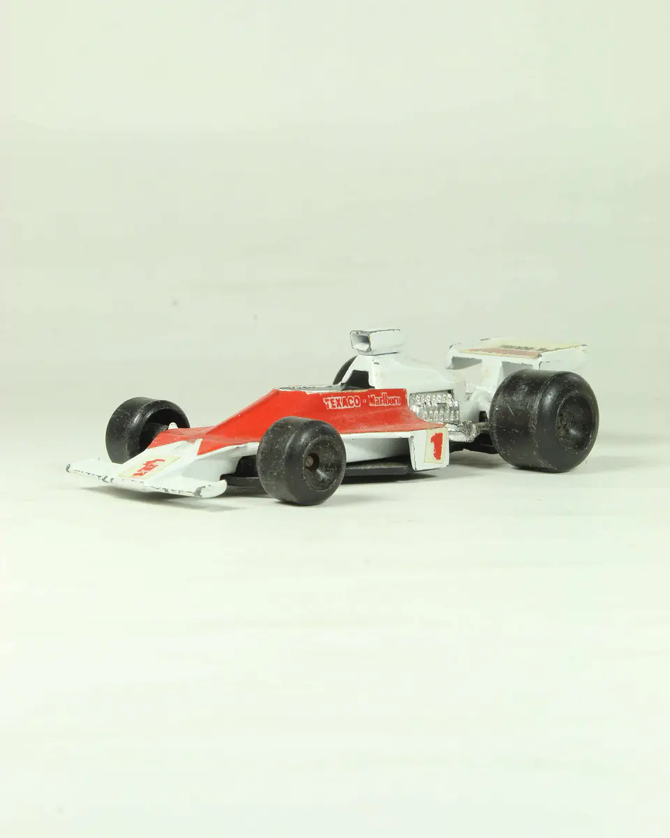 Polistil RJ1 McLaren M23 Italy — foto 1 de 3