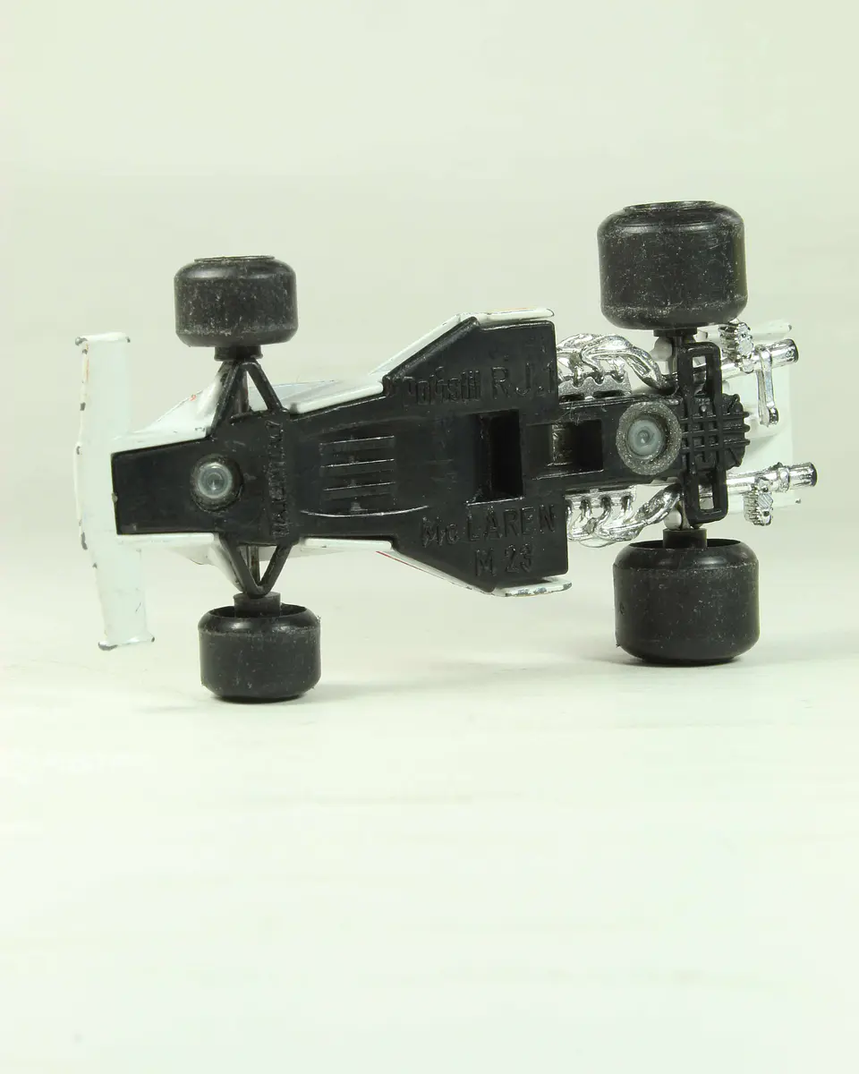 Polistil RJ1 McLaren M23 Italy — foto 3 de 3