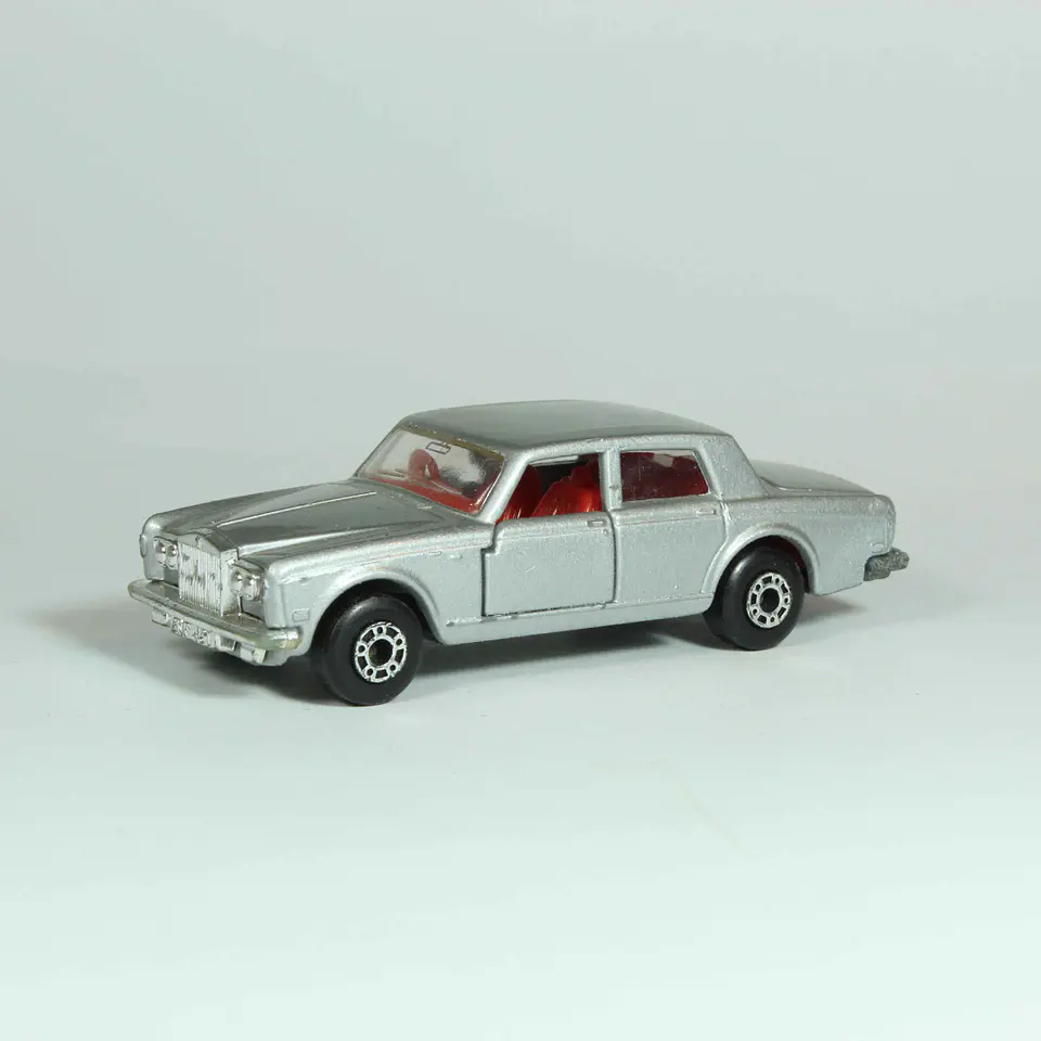 Matchbox Superfast N° 39 Rolls-Royce Silver Shadow II England — foto 1 de 4
