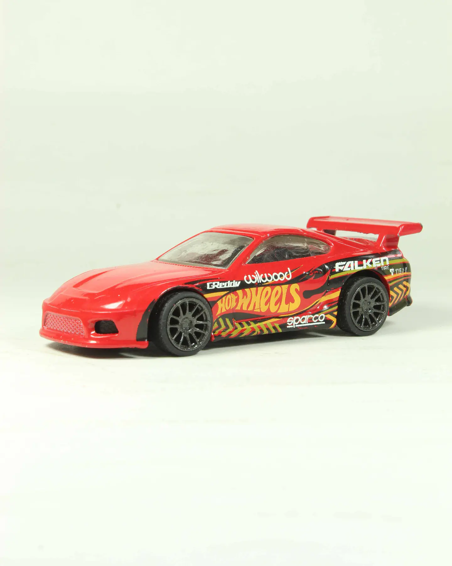Hot Wheels Toyota Supra — foto 1 de 3