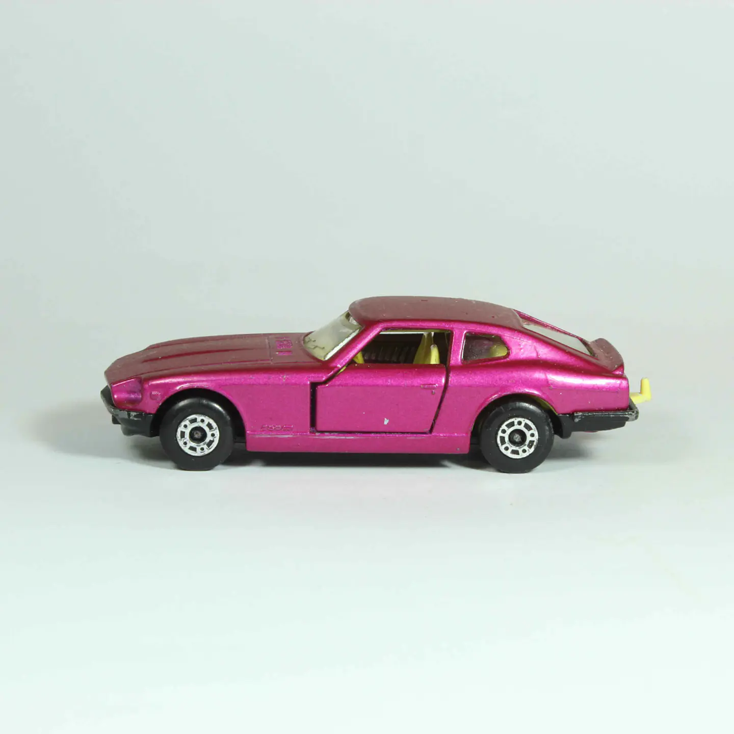 Matchbox Superfast N° 67 Datsun 260 Z 2+2 England — foto 2 de 4