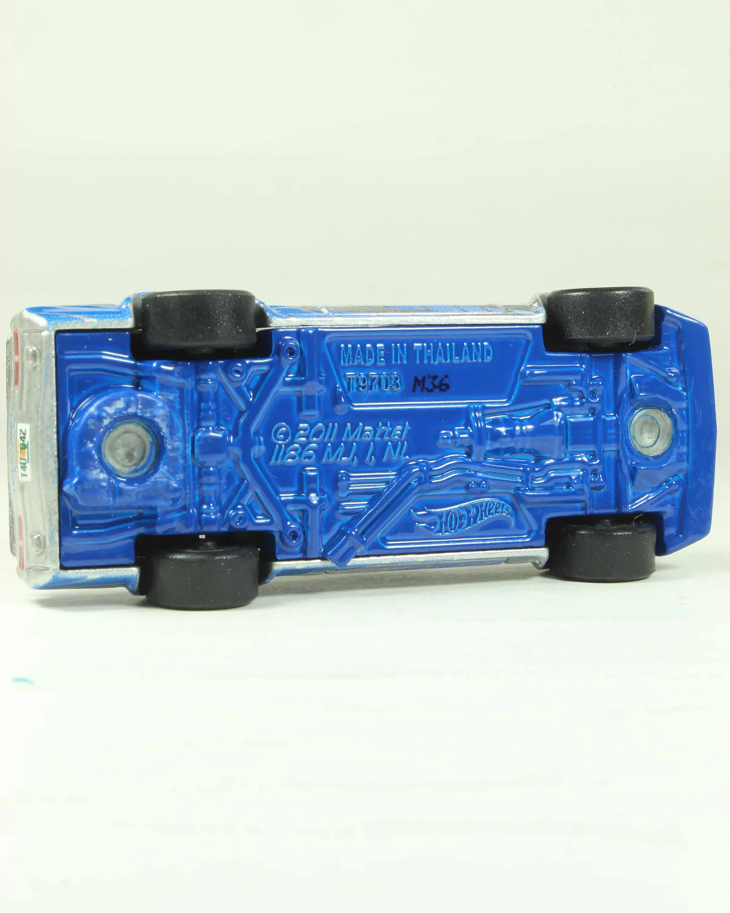 Hot Wheels Nissan Skyline 2000GT-R — foto 3 de 3