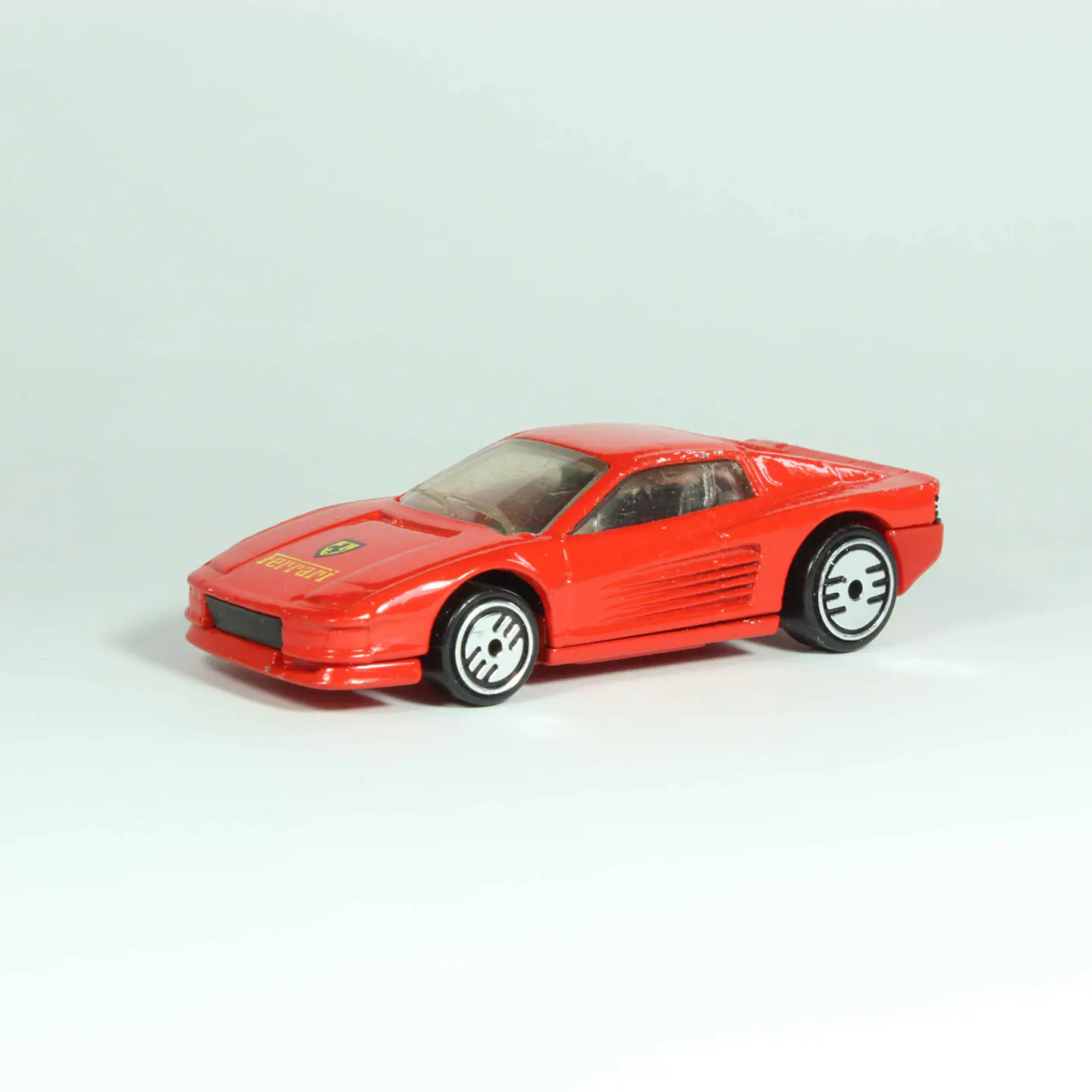 Hot Wheels Ferrari Testarossa Malaysia — foto 1 de 4