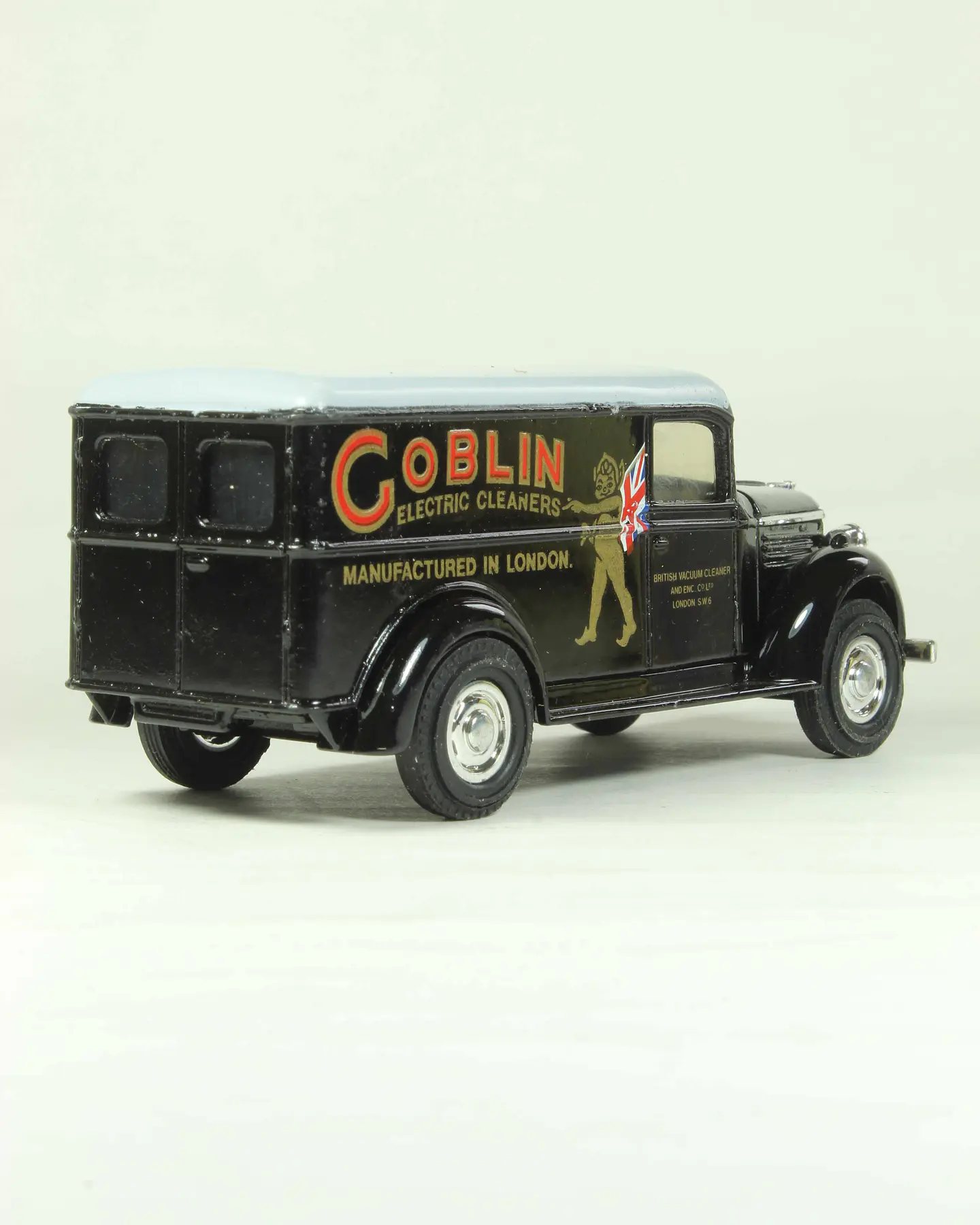 Matchbox Yesteryear 1937 GMC Van England — foto 2 de 3