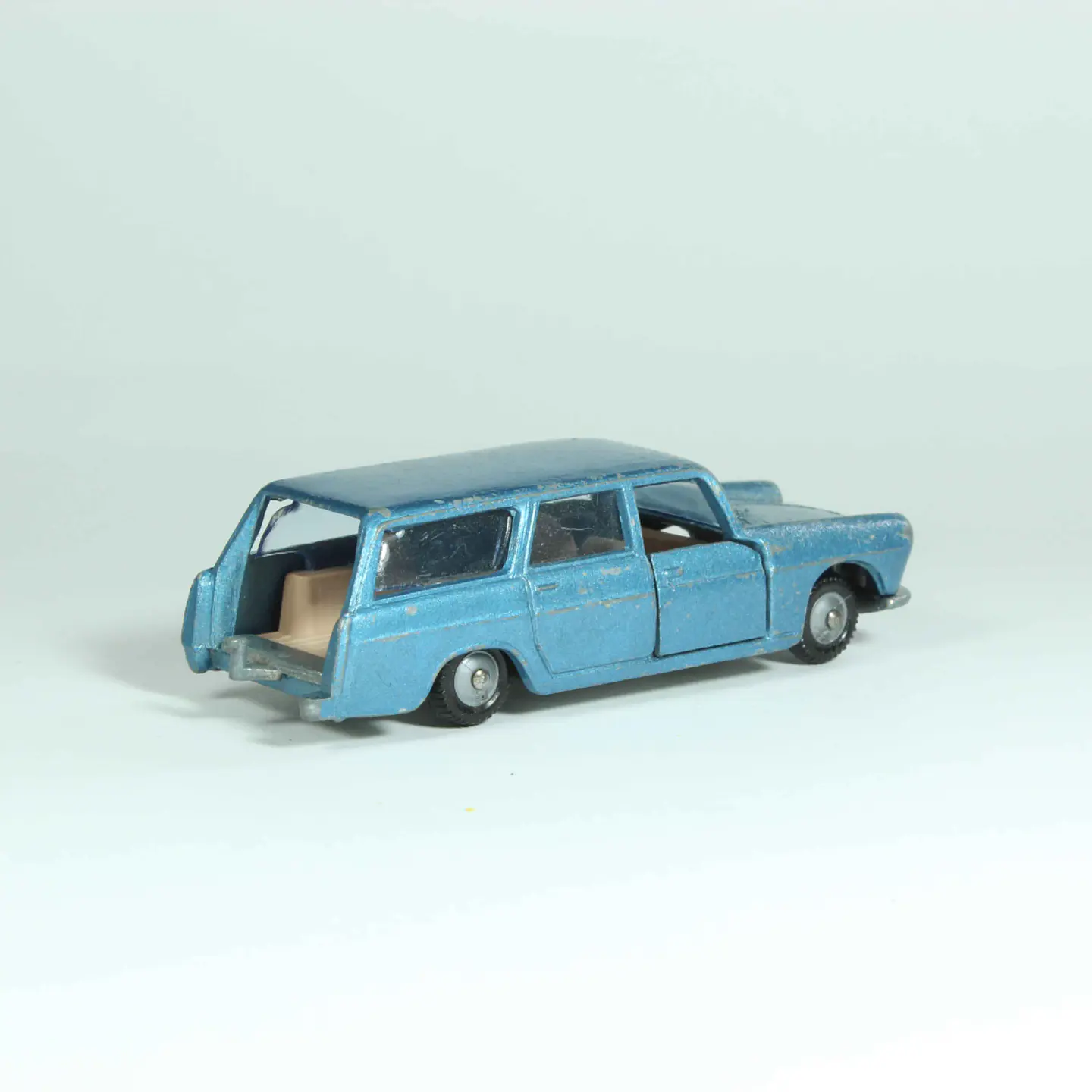 Majorette N° 206 Peugeot 404 France — foto 2 de 4