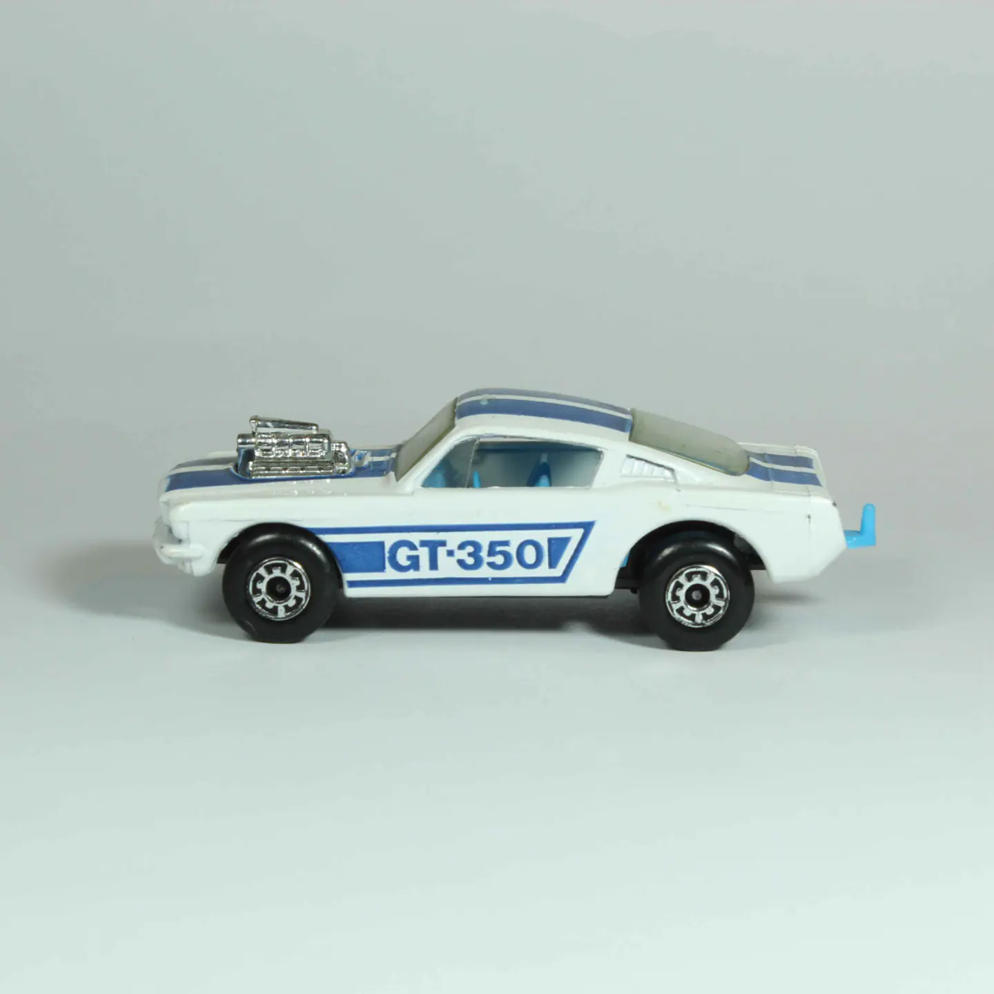 Matchbox Superfast N° 23 GT 350 Hong Kong — foto 2 de 4