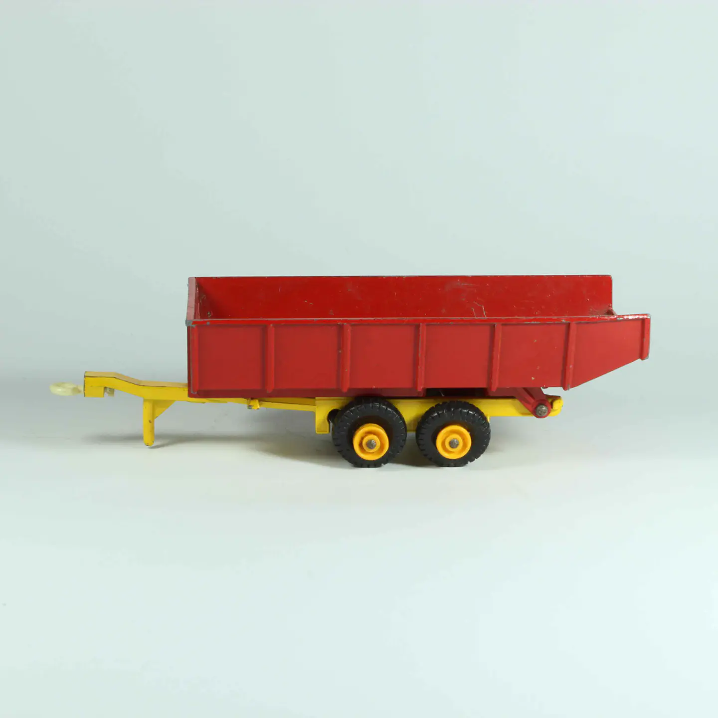 Matchbox Superkings K-3 Massey Ferguson Trailer England — foto 2 de 4