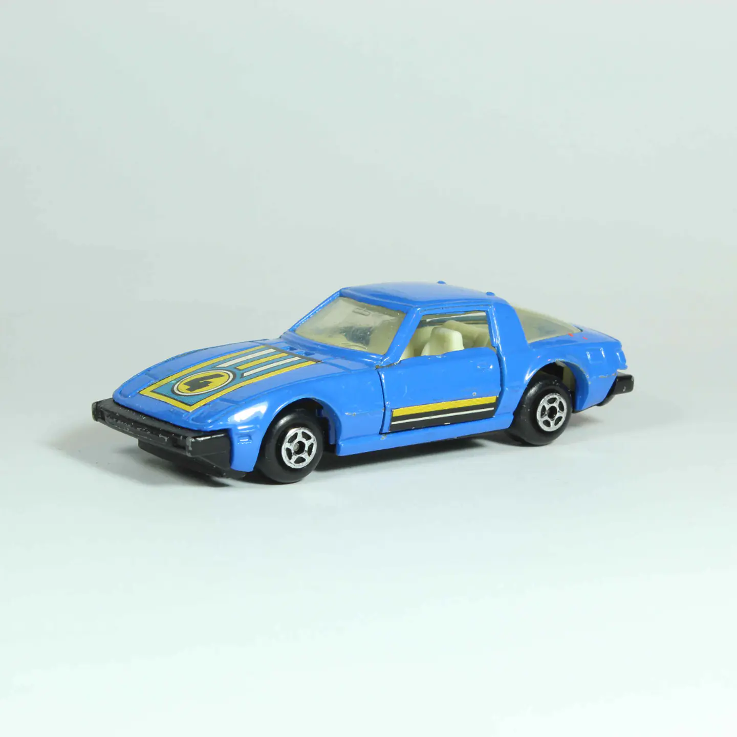 Matchbox Superfast N° 76 Mazda RX-7 Hong Kong — foto 1 de 4