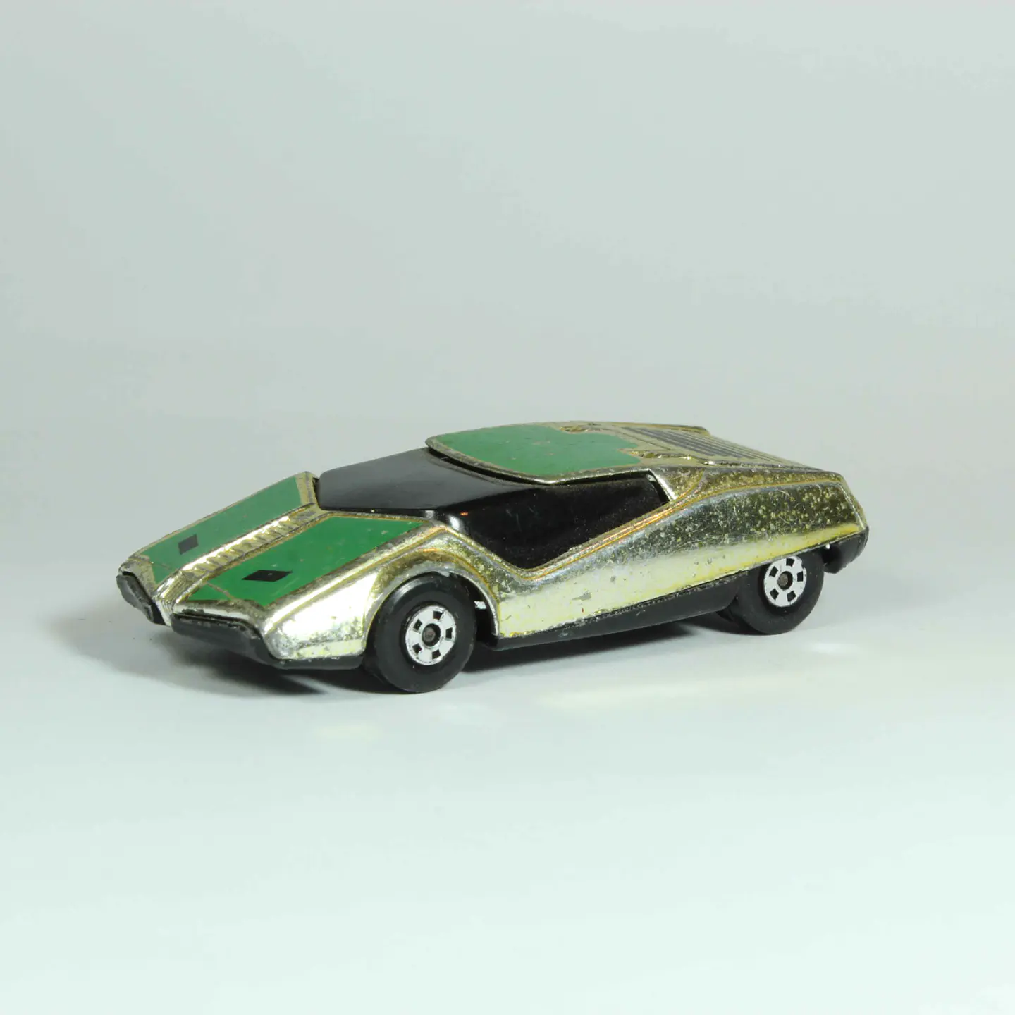 Matchbox Superfast N° X Golden X England — foto 1 de 4
